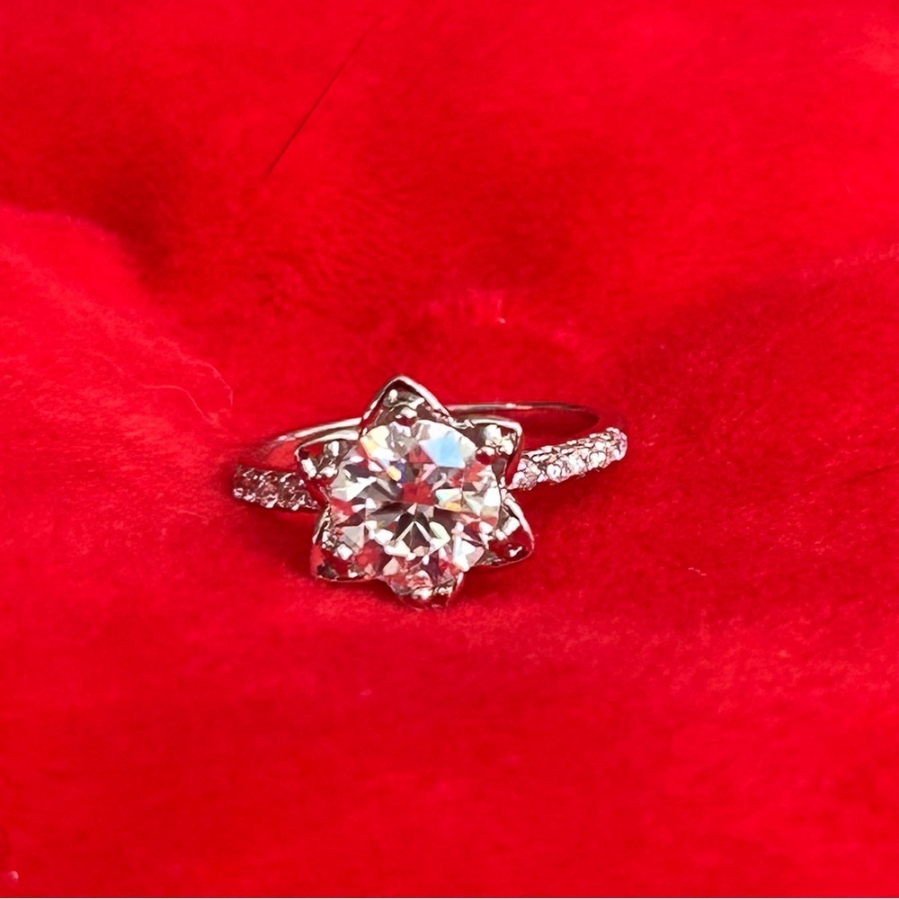Moissanite, Silver Floral Ring - Picture 2 of 6